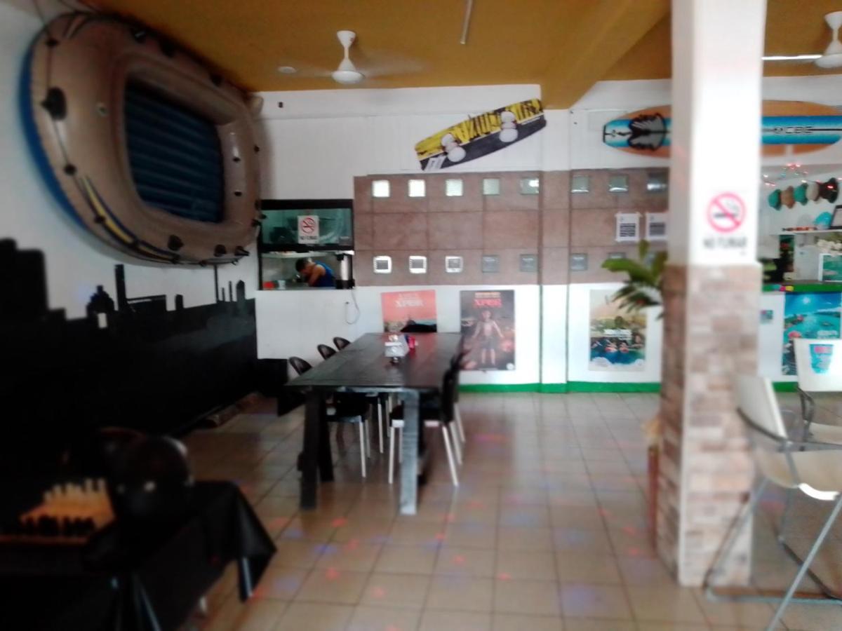 Hostal Hotel Ado Κανκούν Εξωτερικό φωτογραφία